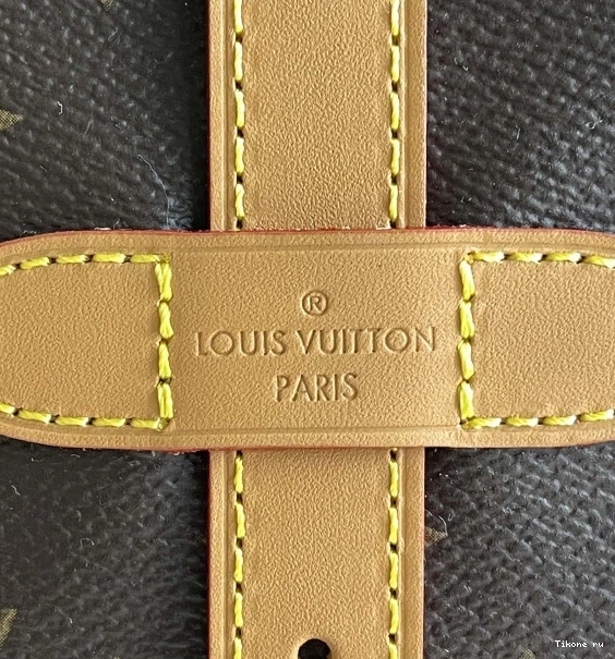 Affordable VUITTON Saumur LOUIS bag-28*11*20CM 0825